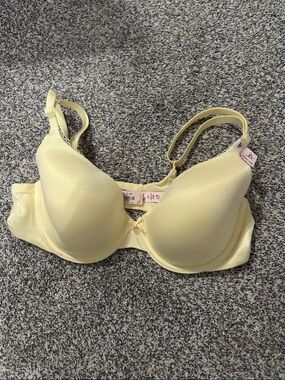 Victoria's Secret Body Basic Bra
